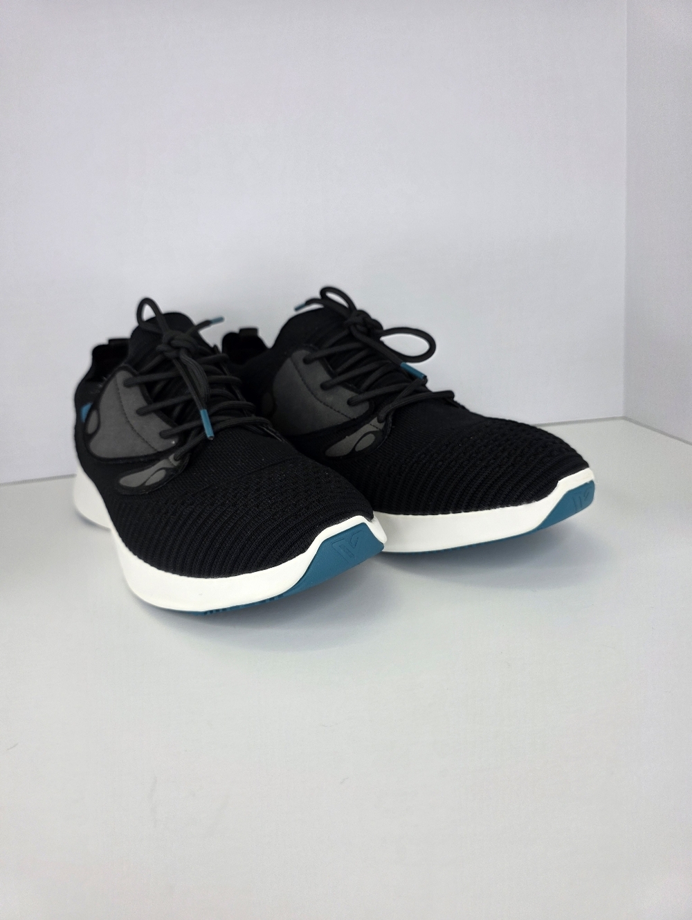 Vessi Everyday 2.0 Men's Size 11 Waterproof Travel Sneakers Black Casual Shoes - Picture 7 of 15